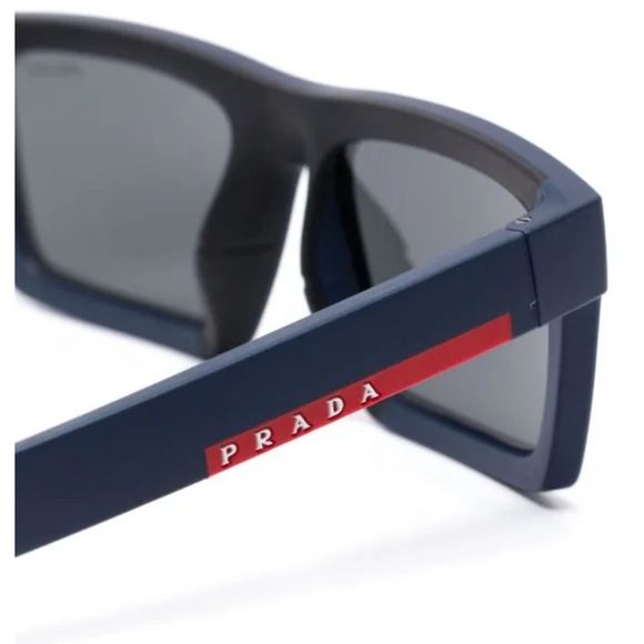 Prada 
Linea Rossa square-frame sunglasses - navy - Picture 4 of 14